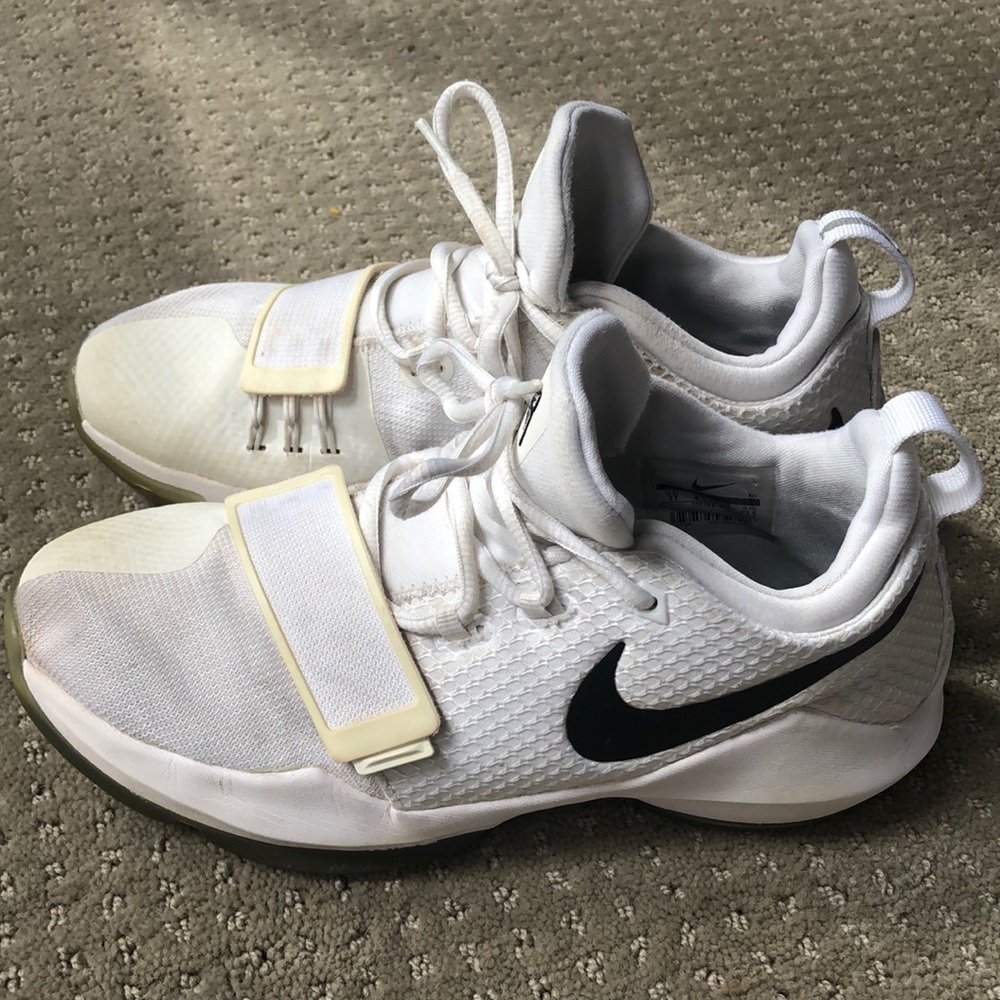 Nike Paul George Basketball Shoes